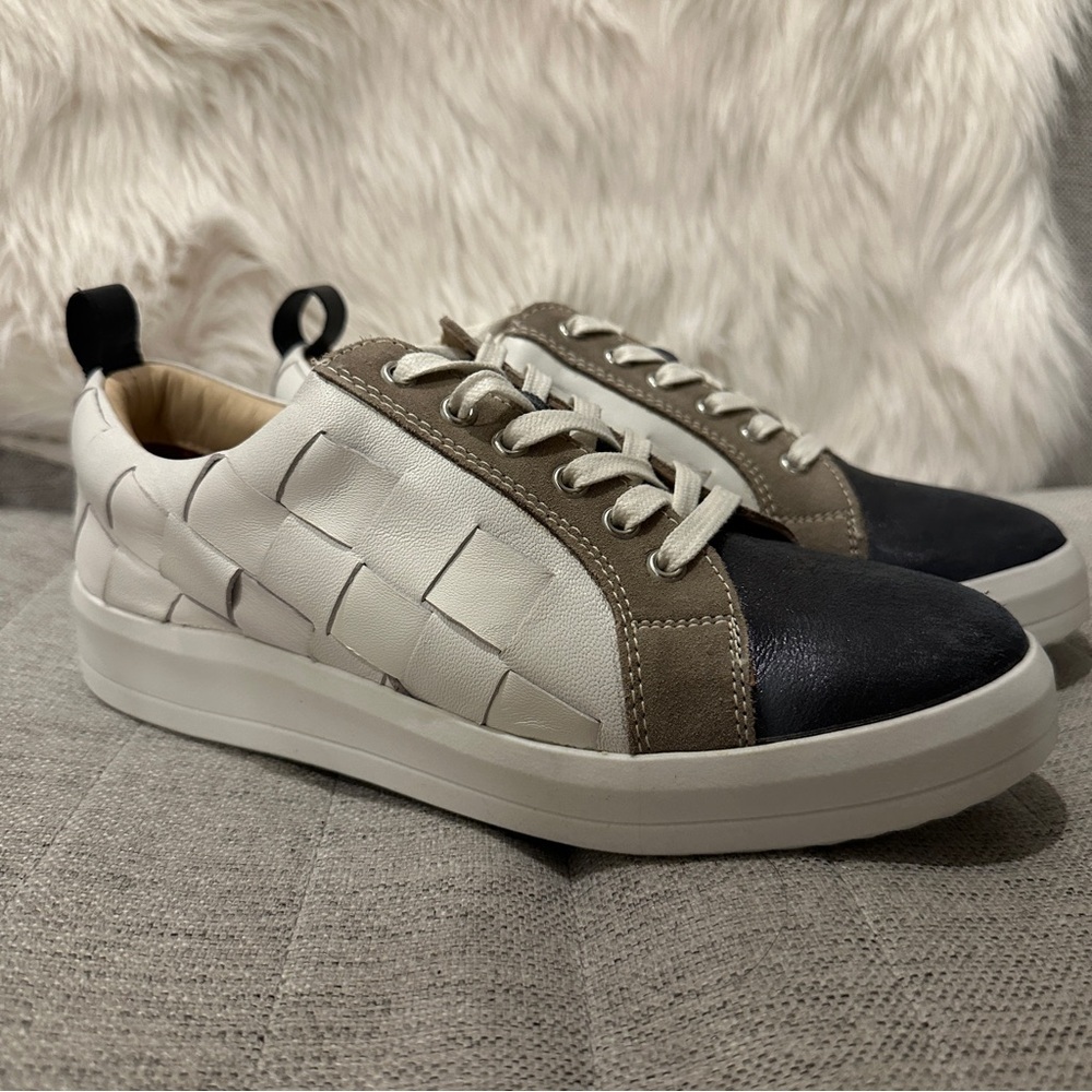 Diba True Juliana 7.5 Sneaker - Never Worn - Picture 2 of 6